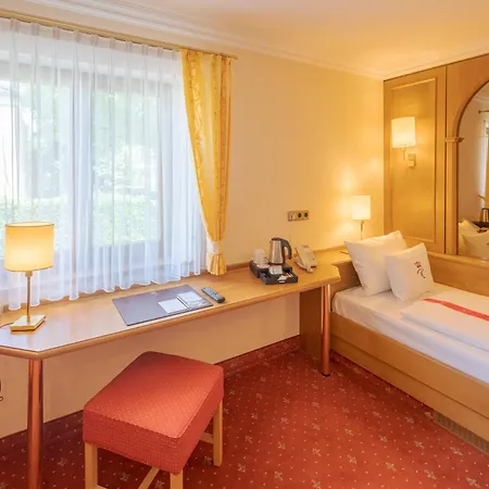 Hotel Am Schlosspark Zum Kurfuerst 3*