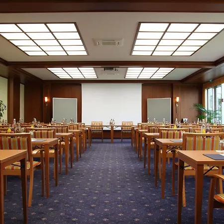 Am Schlosspark Zum Kurfuerst Hotel
