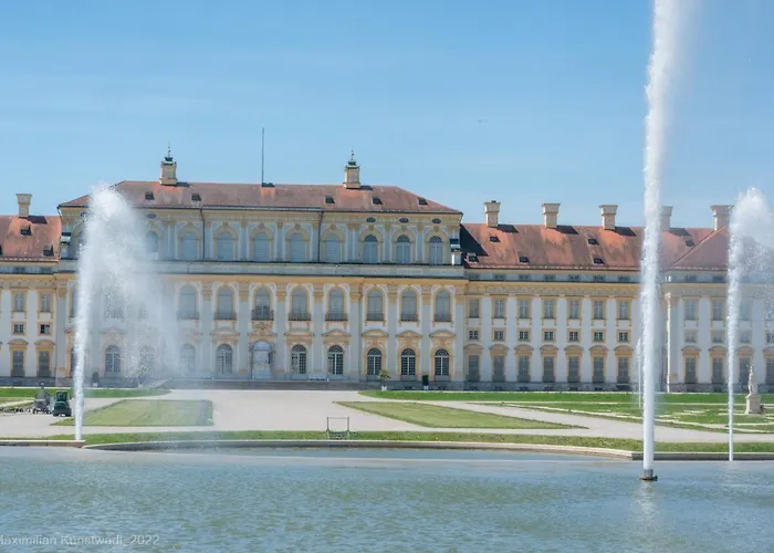 Am Schlosspark Zum Kurfuerst Oberschleißheim