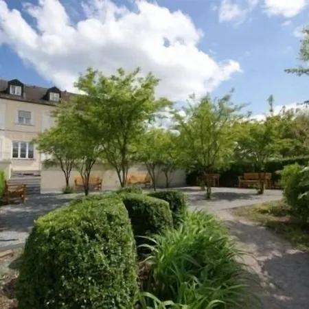 호텔 Am Schlosspark Zum Kurfuerst 3*