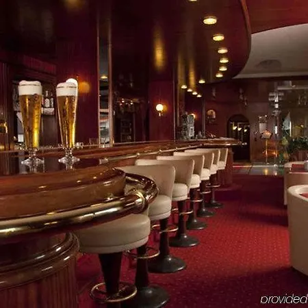 祖姆选帝侯城堡公园酒店 酒店 Oberschleißheim